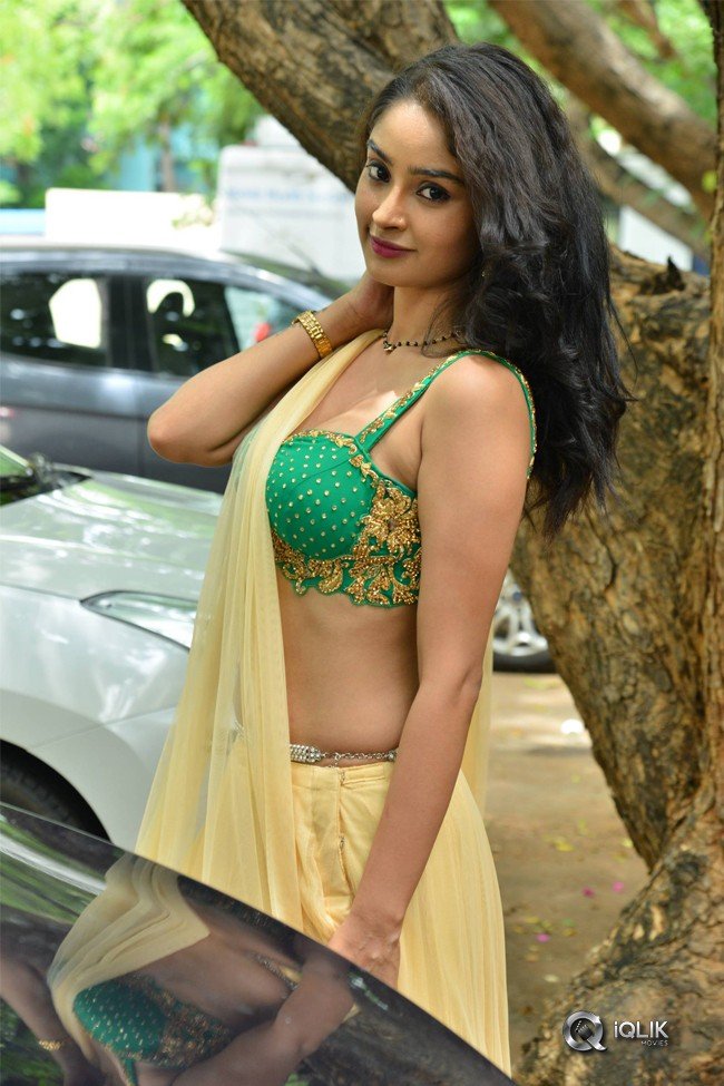 Nikitha-Pawar-Latest-Hot-Pics